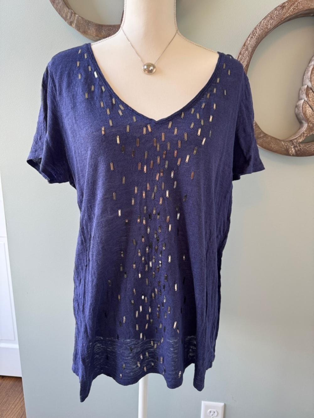Eileen Fisher Navy Short-Sleeve V-Neck Top with Metallic Accents. Size L